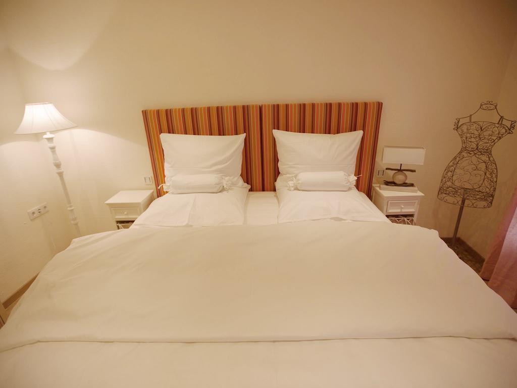 Hotel VIII Регенсбург Экстерьер фото